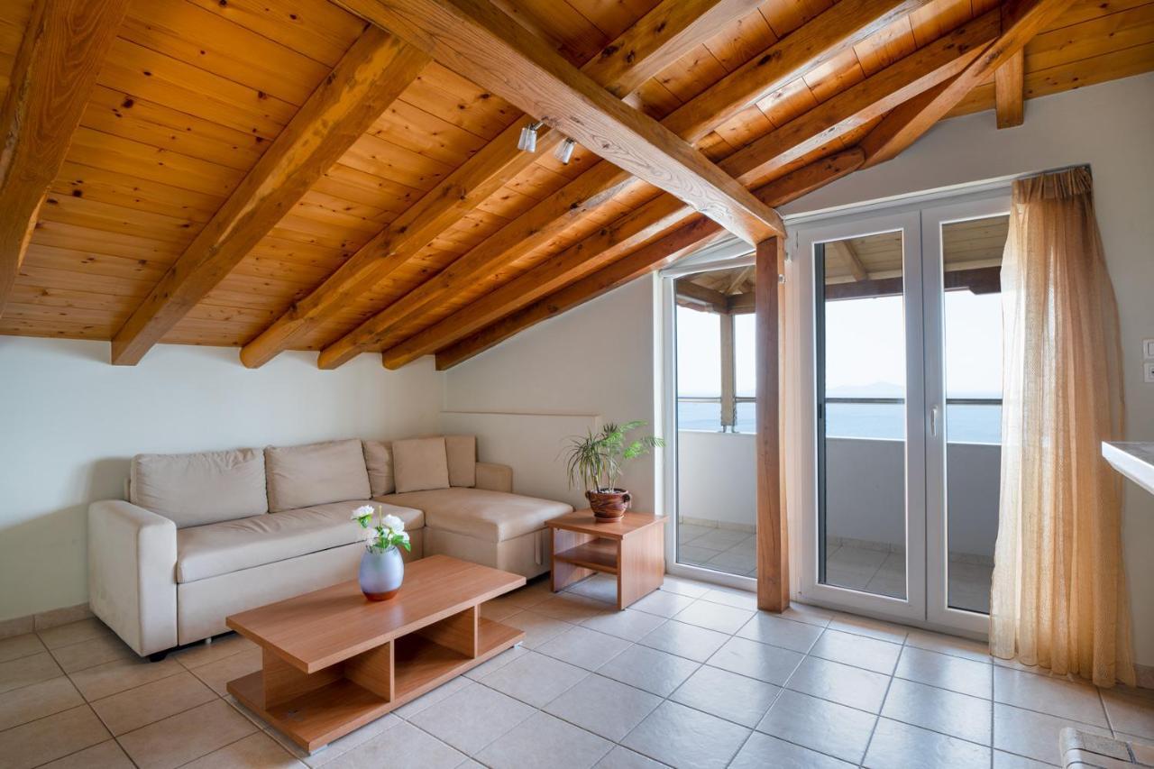 Pantheon Attic Apartman Alónnisos Kültér fotó